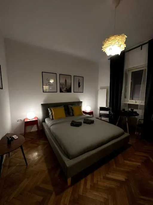 Mosh Studio Apartment Bucharest 0*,